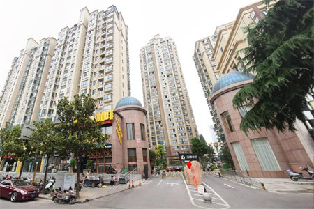 密州南湖公寓3室2厅1卫78万113.3m2出售